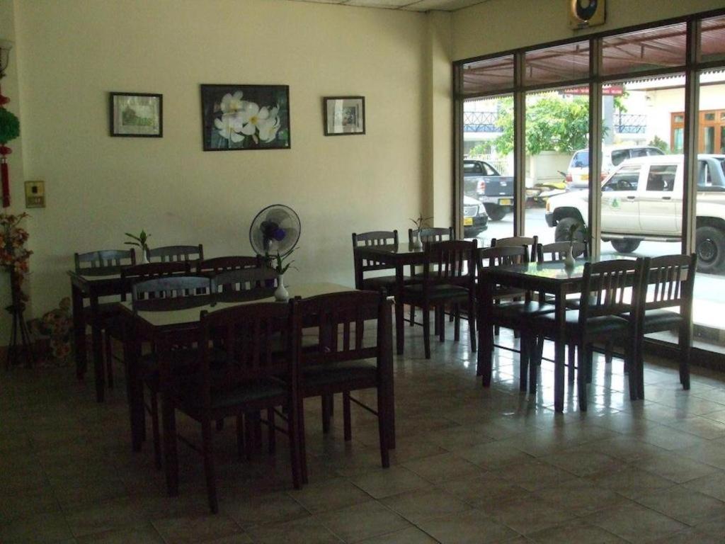 Souvanna 2 Hotel Vientiane Luaran gambar